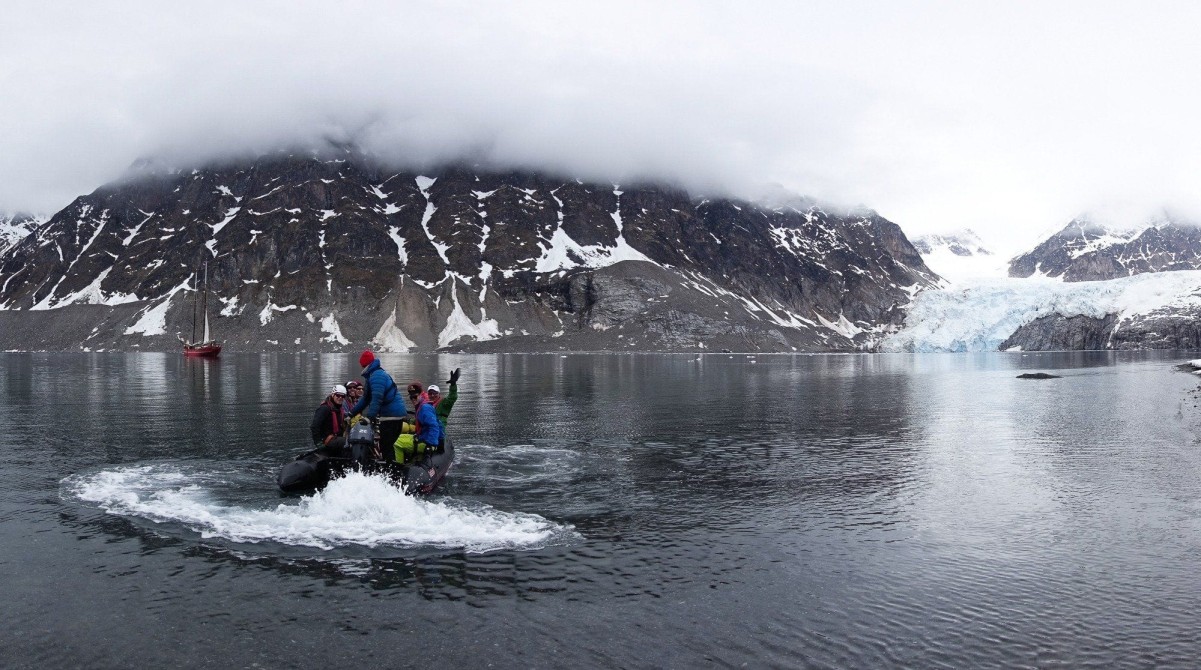 Tinayrebreen Glacier